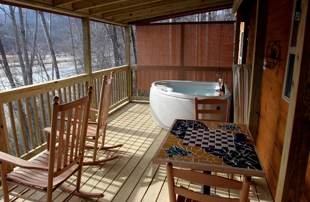 Chalet romantique sur Beautiful Lake Lure!
