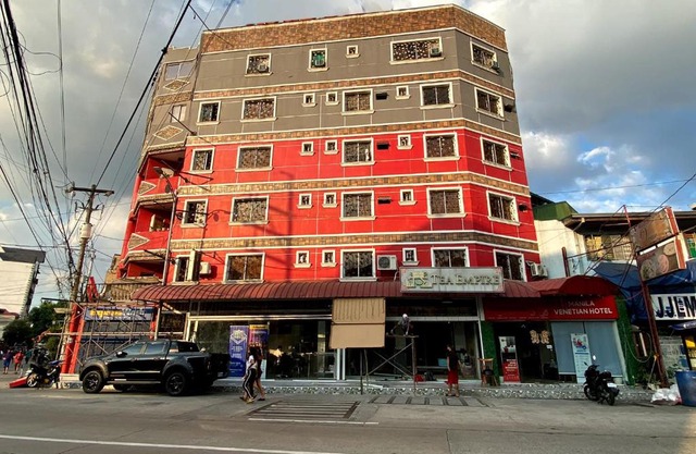OYO 104 Manila Venetian Hotel