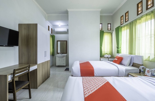 OYO 2072 Wisma Teratai