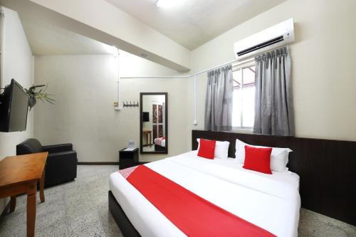 OYO 507 Aikka Hotel