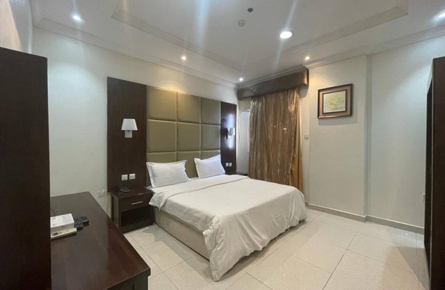 OYO 671 Dar Lavina Obhur Serviced Uints