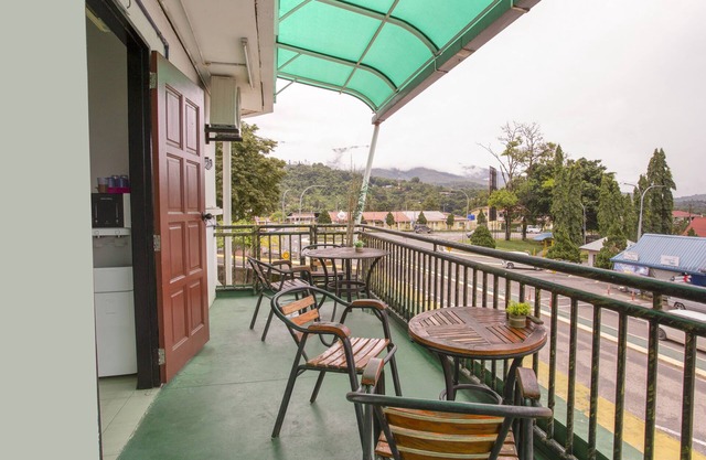 OYO 89782 Ranau City Inn