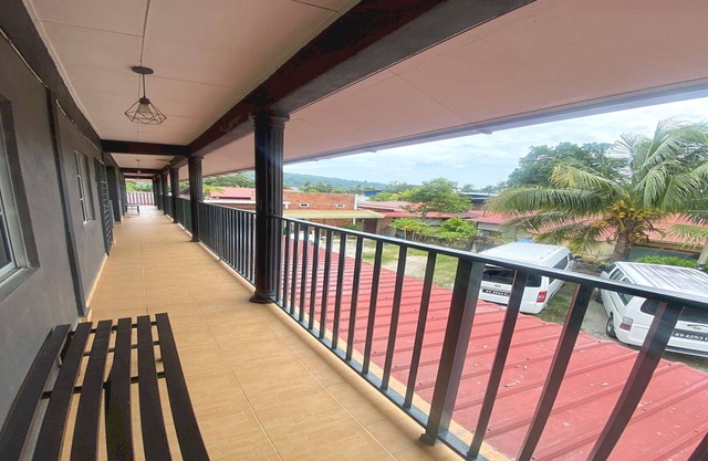 OYO 90910 Homestay D Lalang Inn