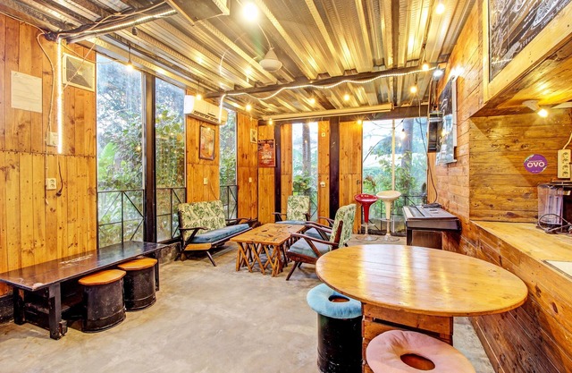 OYO 92256 Sentosa Residence