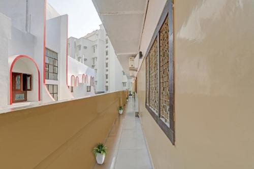 OYO Flagship Hotel Vills Near Gomti Riverfront Park