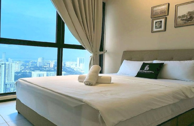OYO Home 90948 Irishe Homestay Penang City Seaview