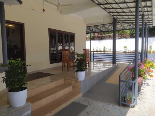 OYO Hotel Summerland Inn