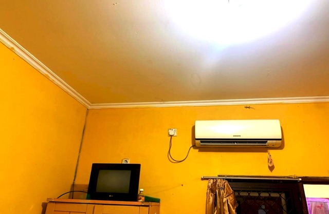 OYO Life 90839 Royale Prapen