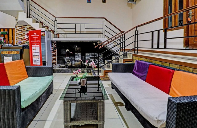 OYO Life 92127 Skyland Pasteur