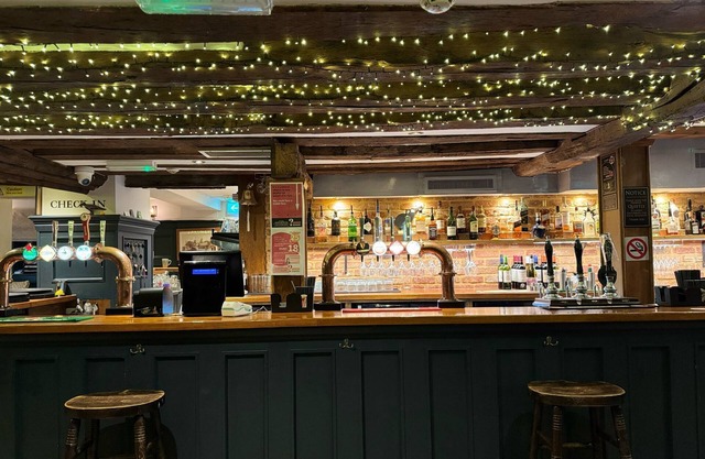 OYO The Greyhound Inn