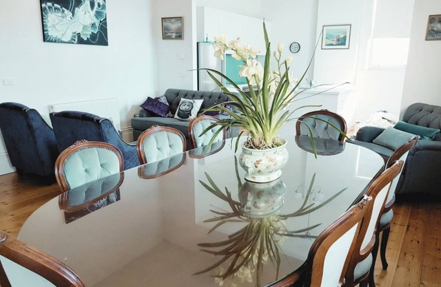 OZONE TOWER -Magnificient Ocean Views, Spectacular Penthouse dans un emplacement central