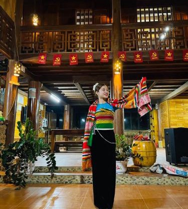 Pù Luông Khăn Piêu Homestay