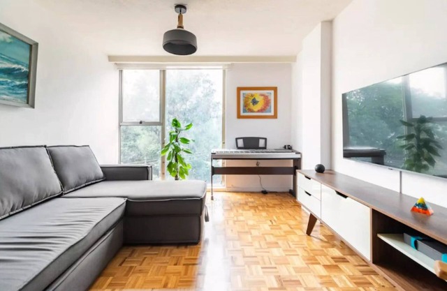 P403- 3BR / 1BTH - Une Chambre Appartement, Couchages 5