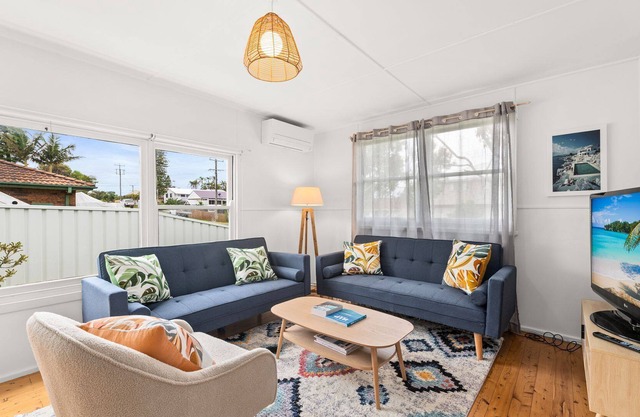 Pacific Avenue, Anna Bay, 15