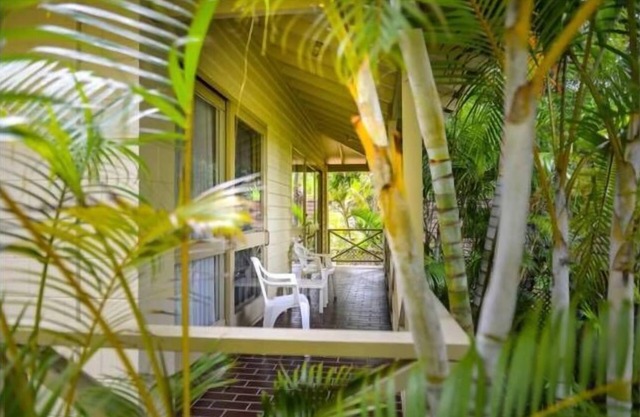 Pacific Palms Resort - Elizabeth Beach