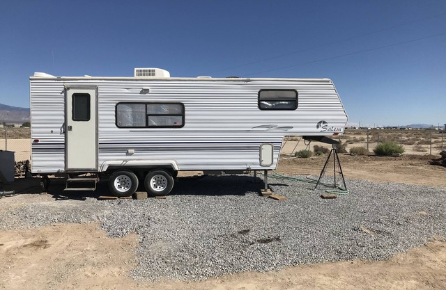 Pahrump Camper / RV1 près de Death Valley & Front Sight, entrée de code