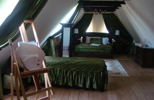 SALLE DE PEINTURE - Une touche de poésie.