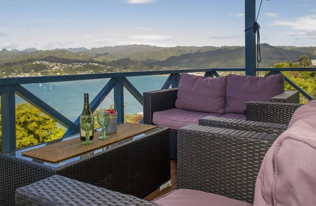 Paku Paradiso - Porte d'entrée de la plage d'eau chaude et de Cathedral Cove - Maison de vacances Tairua