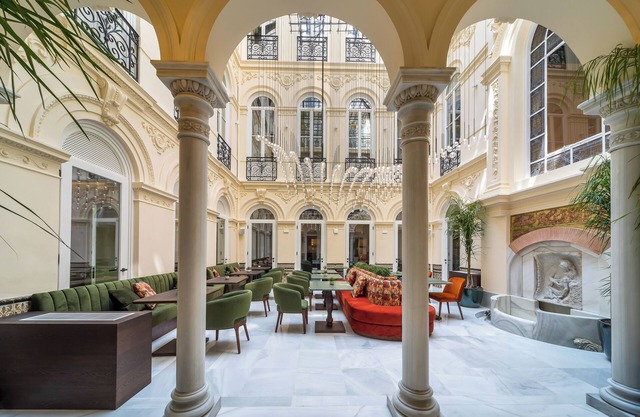 Palacio Gran Vía, Royal Hideaway hotel