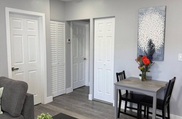Palm Paradise—Downtown West Palm Beach. 2 Bedroom Luxury.