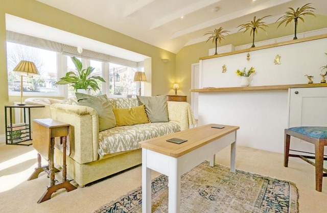 Palm Tree Cottage