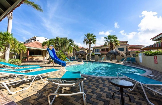 Palma Real 69 - Palm Beach 2 bedrooms Condo