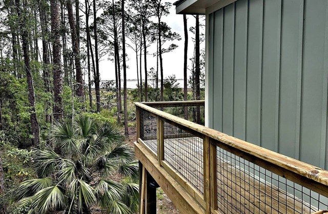 Panacea Treehouse ⭐️ Waterfront Retreat- Minutes to St.Marks Brewfest!