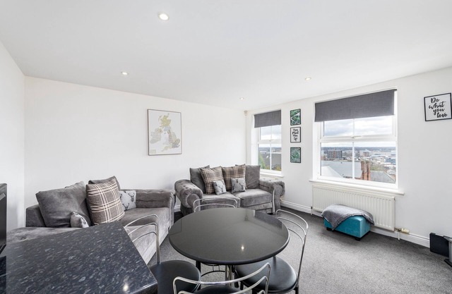 Vue ville-Appartement-Douche-First floor Apartment