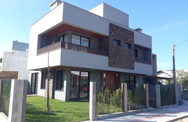 maison panoramique près de la plage