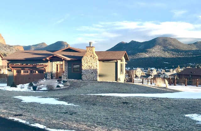 Profitez d'une vue à 360 degrés depuis ce magnifique terrain de 3000 m². Ft. Accueil