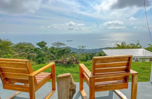 2bdr House in Uvita CARACARA | Panoramic Ocean Views