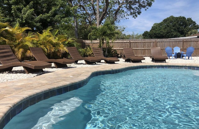 Paradise Cove - Une escapade parfaite sur la plage avec piscine privée chauffée.