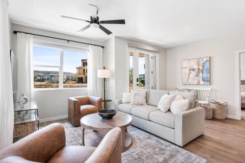 Paradise Cove condo
