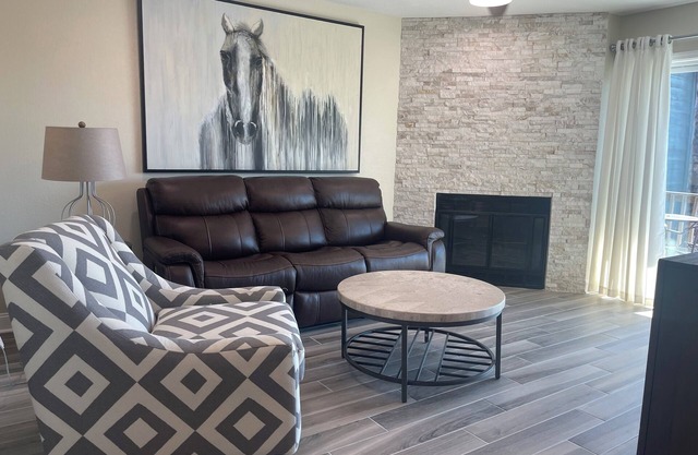 Paradise Found: Condo Oasis Reveals Stunning Pool and Lake Views!"