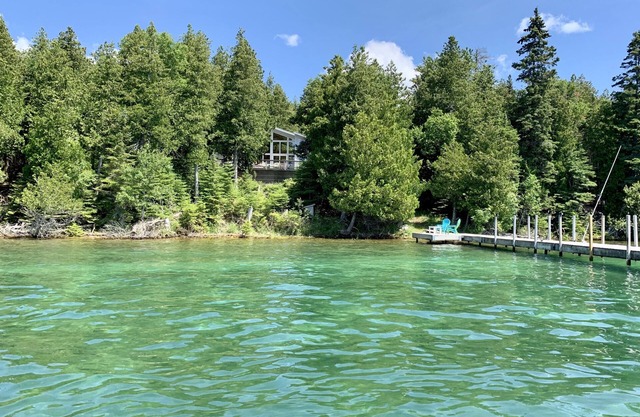 Paradis: magnifique retraite des îles Cheneaux dans la péninsule supérieure du Michigan