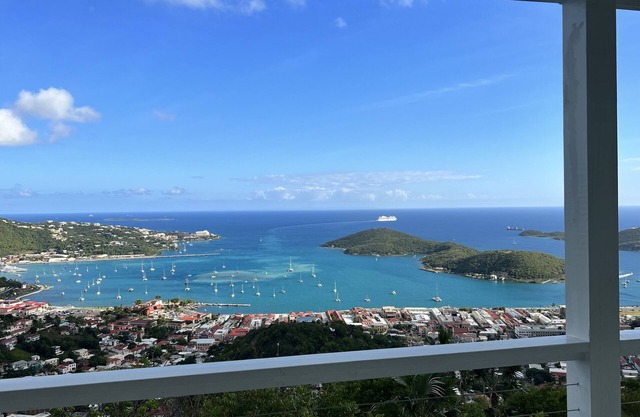 Enjoy spring in St. Thomas! Paradise, Privacy, Pool, Panoramic View, Sleeps 8