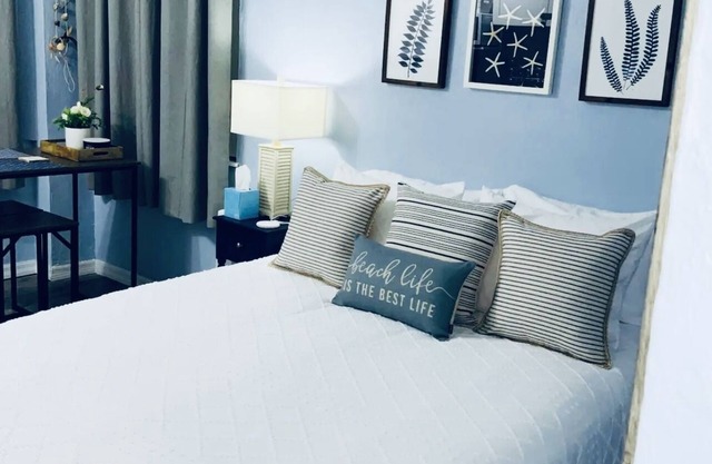 Paradise Pointe ~ Studio Condo near the Beach ~