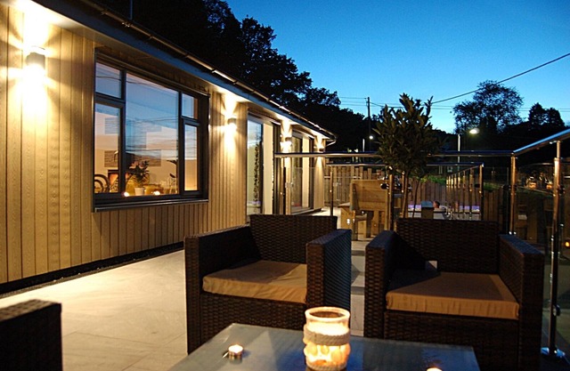 Paradwys A Stunning 5* Holiday Home With Hot Tub and Fire Pit
