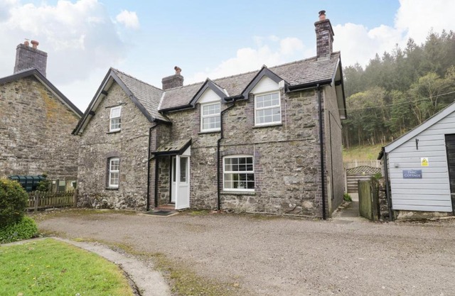 Parc Cottage