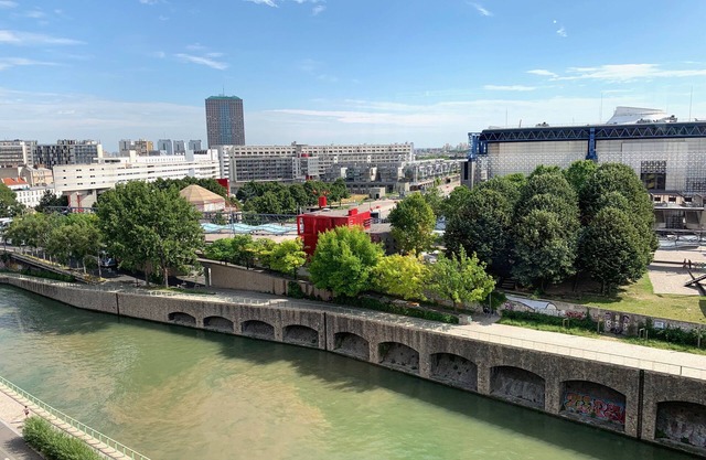 Paris 19, 70m2 + Balcon, au bord de l'eau,