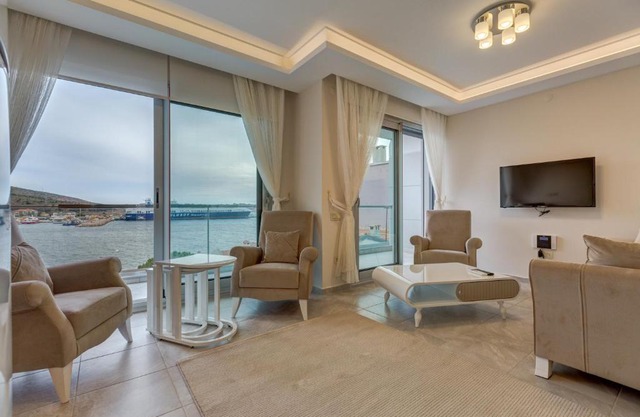 Paris Residence Cesme