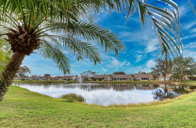 Park Forest Pond Villa