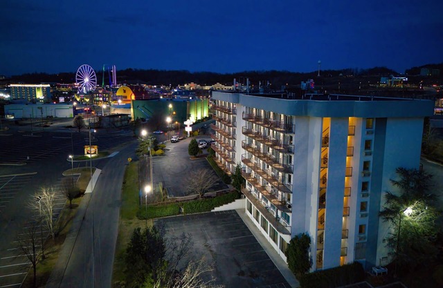 Park Tower Inn