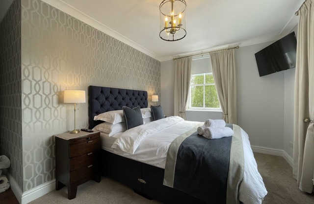 Park View - an apartment that sleeps 6 guests in 3 bedrooms