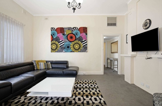 Park View 'Elysian' w/ WIFI + Netflix