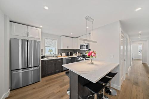 Parking 3BR2Bth Cambridge Boston W&D Subway AC