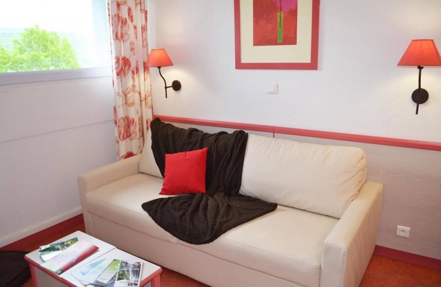 Piscine, parking, télévision, 49m², Les Rousses