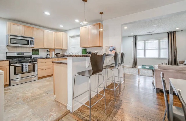 NOUVEAU! JEFFERSON PARK GREEN COTTAGE - 15 MINS CENTRE VILLE ET AEROPORT + PARKING GRATUIT!
