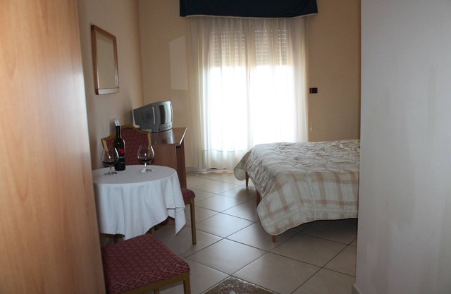 CHAMBRE PARTENIO - ROYAL HÔTEL