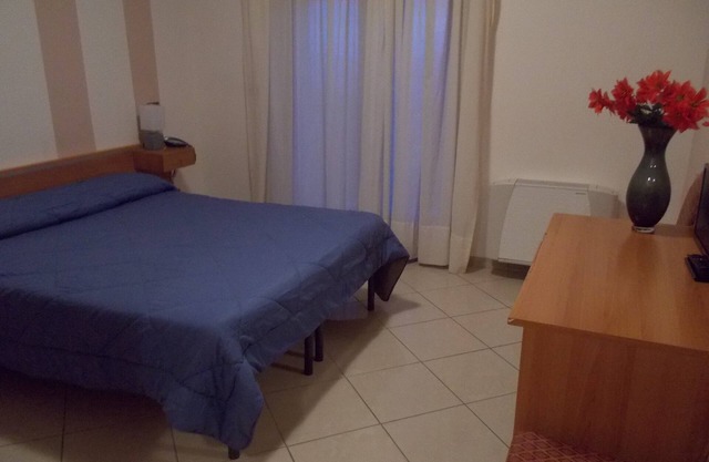 CHAMBRE PARTENIO - ROYAL HÔTEL